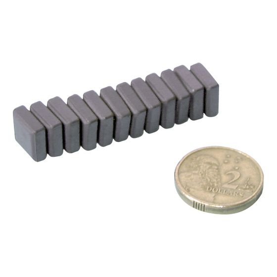 Jaycar Ferrite Magnets – Pack of 12 (10 x 10 x 4mm) for School Projects & Crafts