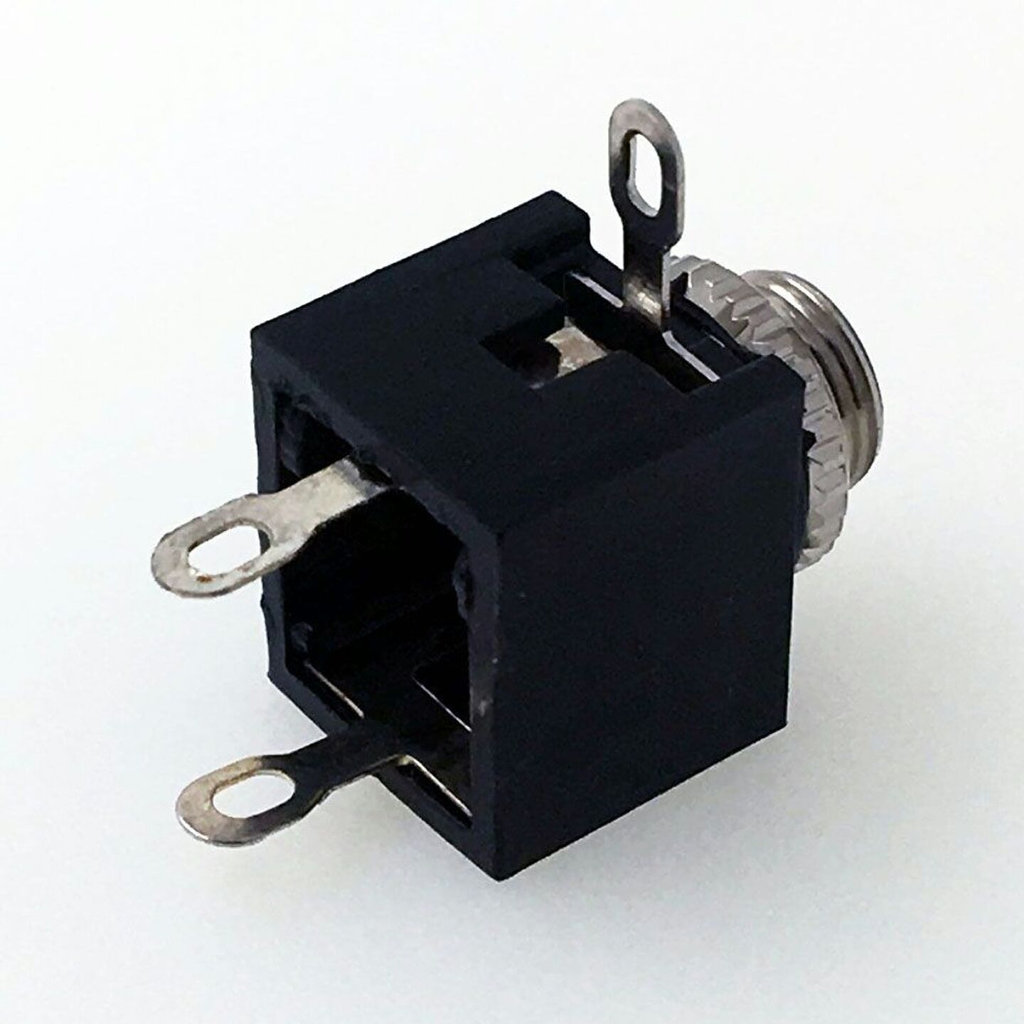 3.5mm Stereo Chassis Socket