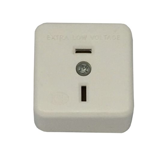Jaycar 2 Pin 32 Volt 15 Amp Panel Socket for Low Voltage Applications