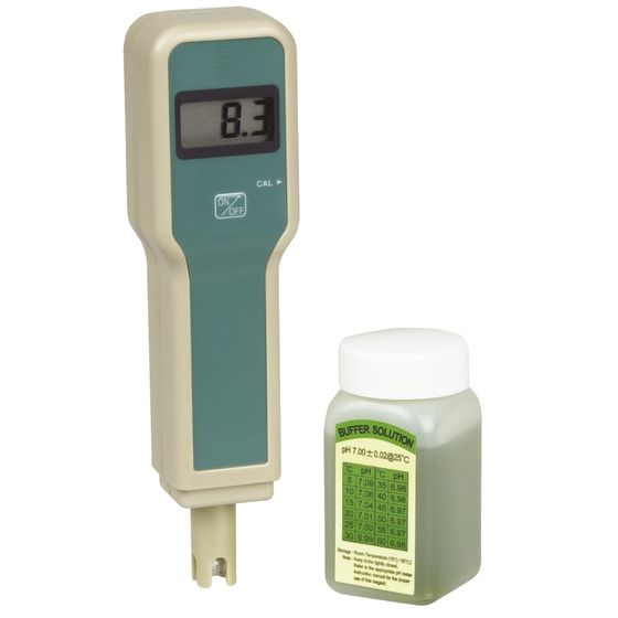 Jaycar Hand-Held pH Meter with Extendable Probe | QM1670