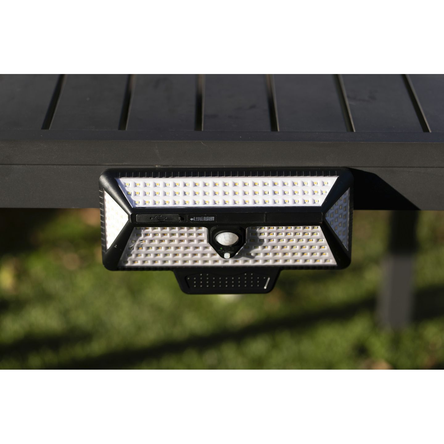 700LM Solar Powered Work Light with Clamp