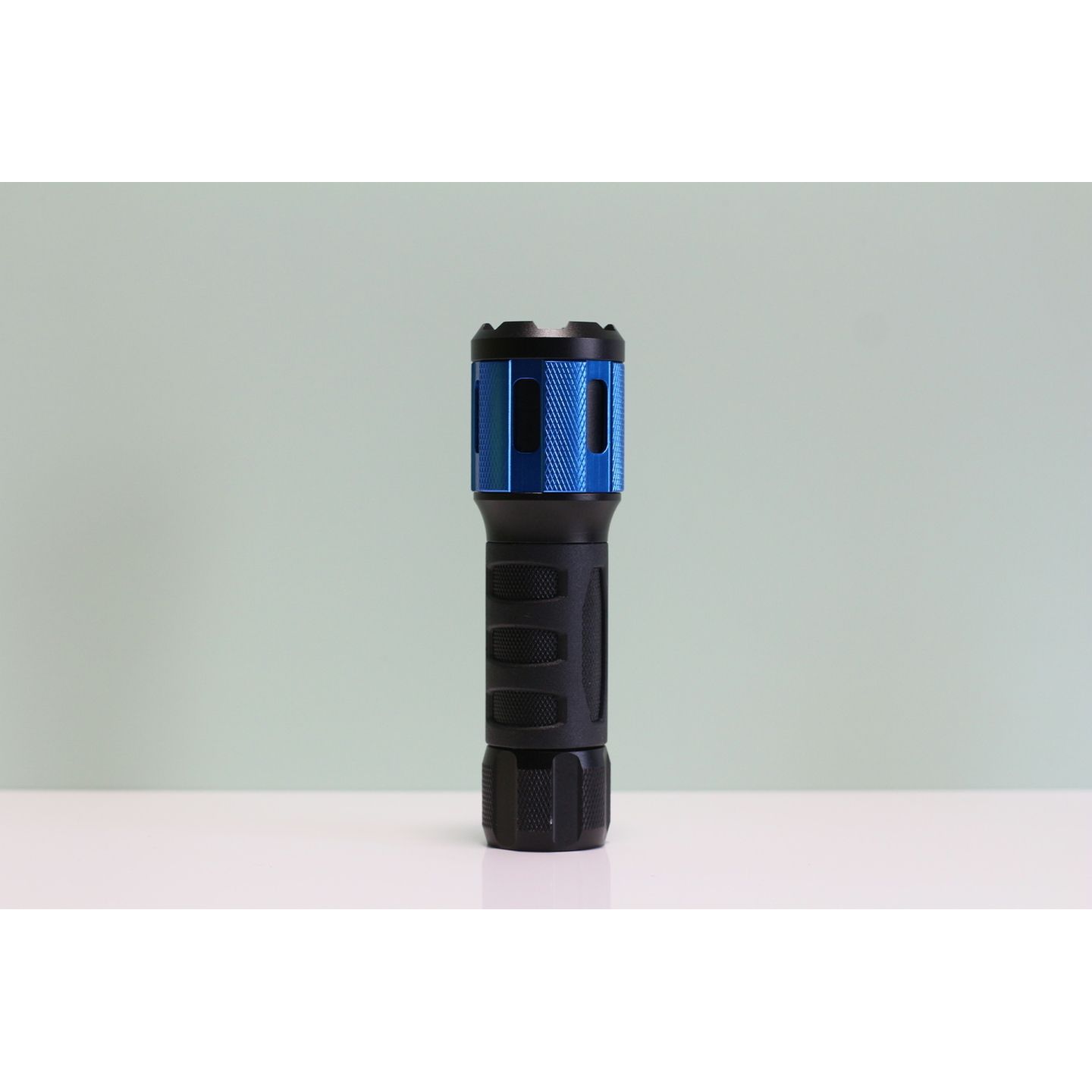 360LM LED Flash Light