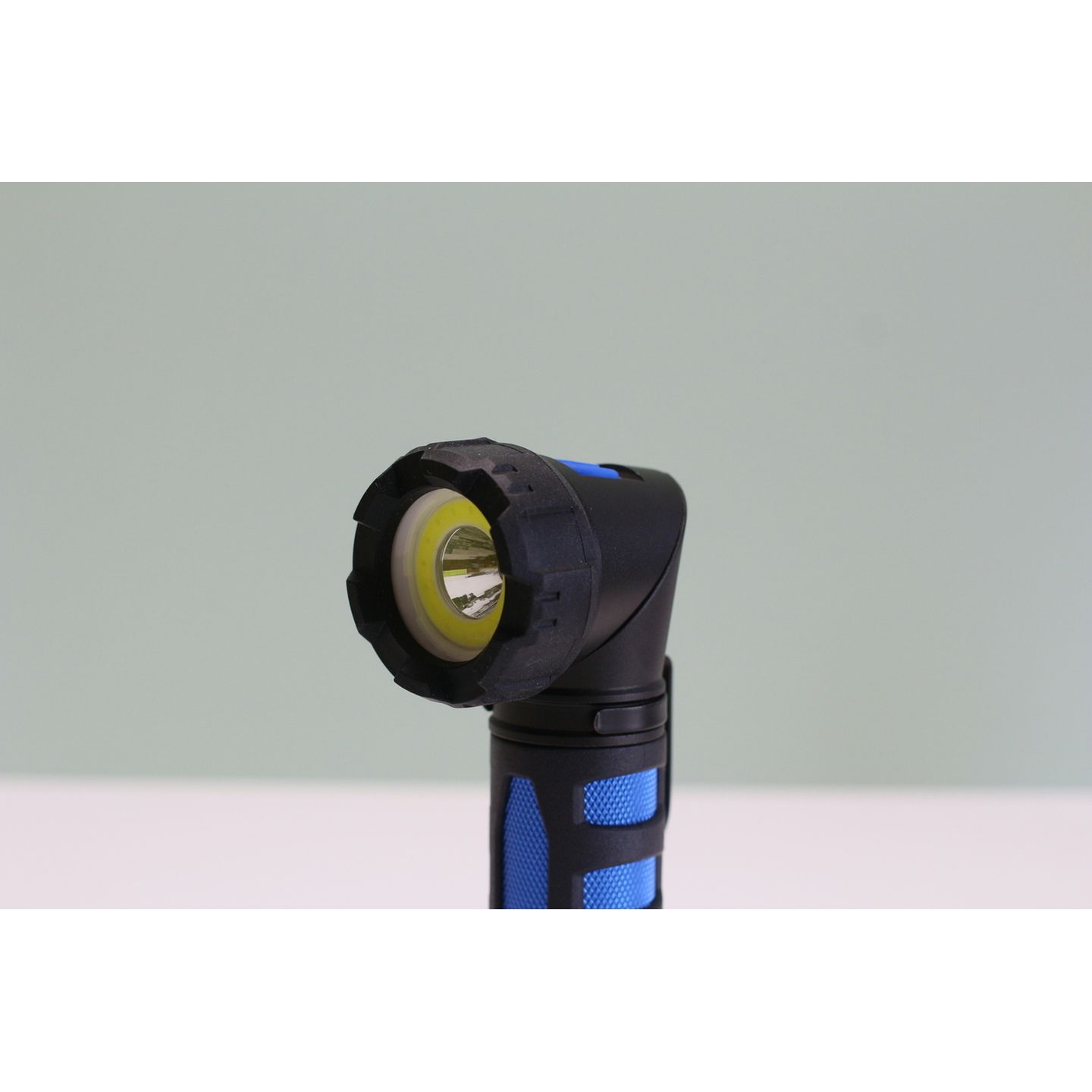 500LM Swivel Head LED Spot Light