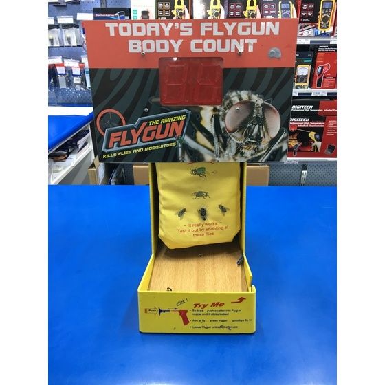 Merchandising Counter Display Stand for The Amazing Fly Gun (YS5545)